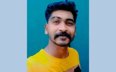 കെവിൻ കൊലക്കേസിൽ കോടതി വെറുതെ വിട്ട യുവാവിനെ തോട്ടിൽ മരിച്ച നിലയിൽ കണ്ടെത്തി. പുനലൂർ ചെമ്മന്തൂർ സ്വദേശി ഷിനു മോനാ(25)ണ് മരിച്ചത്. പുനലൂർ കോളേജ് ജംഗ്ഷനിലെ തോട്ടിലാണ് മരിച്ച നിലയിൽ കണ്ടെത്തിയത്. അടുത്തുള്ള ഫ്ളാറ്റിൽ വാടകയ്ക്ക് താമസിച്ച് വരികയായിരുന്നു.