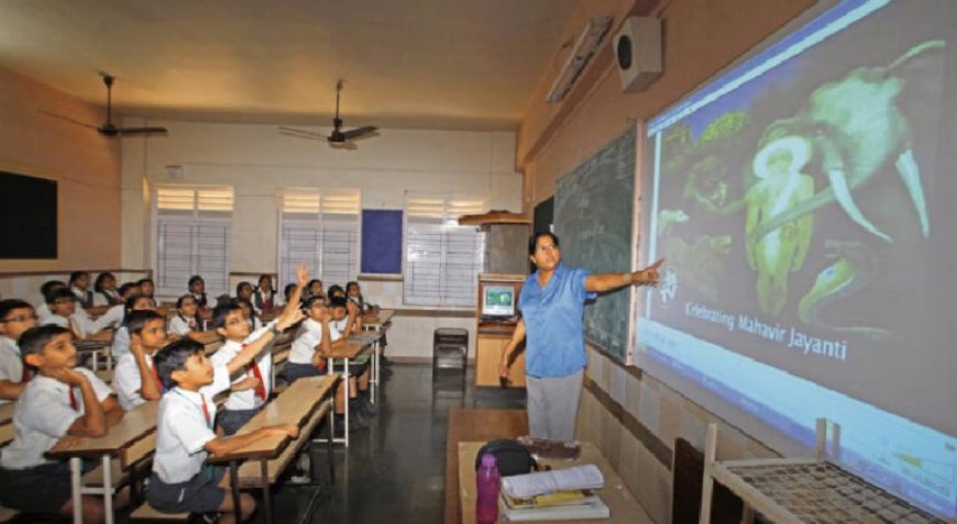 ഇടത്പക്ഷം 10 വർഷത്തിൽ എന്ത് ചെയ്തു എന്ന് ചോദിക്കുന്നവരോട് അതറിയാൻ സർക്കാർ സ്കൂളുകളിലേക്കൊന്നു പോയി നോക്കാൻ പറയണം