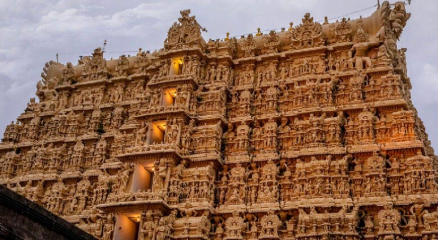 ശ്രീപത്മനാഭസ്വാമി ക്ഷേത്രത്തിൽ മുറജപം–ലക്ഷദീപം: ഭക്തർക്കായി പ്രത്യേക ക്രമീകരണങ്ങൾ