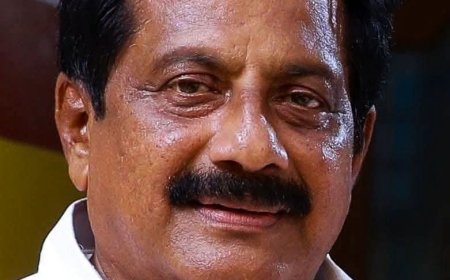 കേരള വിദ്യാർഥി യൂണിയൻറെ സംസ്ഥാന മുൻ അധ്യക്ഷനും, രണ്ടു പതിറ്റാണ്ടുകാലം മാവേലിക്കരയുടെ എംഎൽഎയും ആയിരുന്ന എം മുരളി അന്തരിച്ചു.