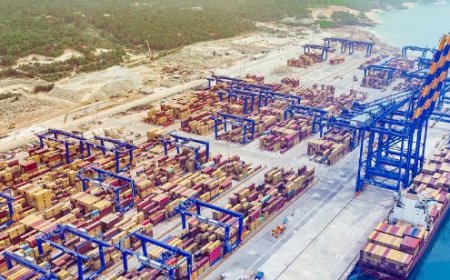 വിഴിഞ്ഞം! കേരളത്തിന്റെ ശീലങ്ങൾ ചോദ്യംചെയ്യപ്പെടുന്നഅവസാനഅവസരം 