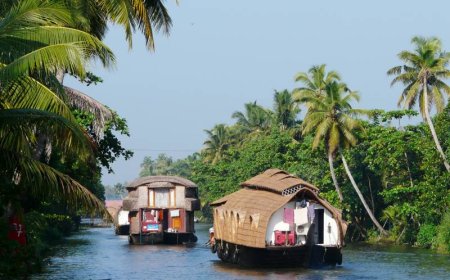 മാലിന്യ നിയന്ത്രണ സംഘങ്ങൾ: ഉത്തരവാദിത്വ ടൂറിസത്തിന്റെ അനിവാര്യ ഘടകം