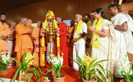 ഗുരു അറിവിൻ്റെ ദേവതയെ ശിവഗിരിയിൽ പ്രതിഷ്ഠിച്ചു:  ഡോ. ഗിവർഗീസ് മാർ കുർലോസ്