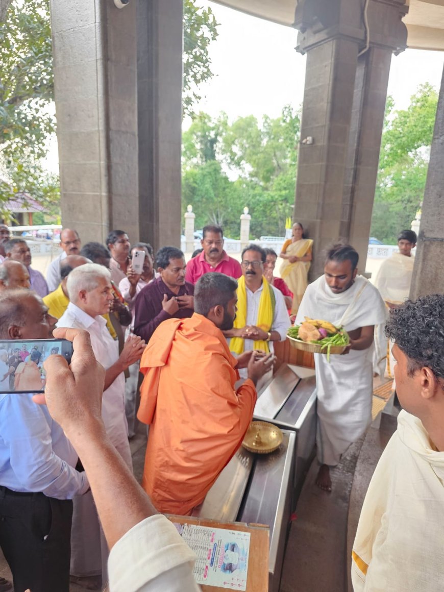  ഗുരുധർമ്മ പ്രചരണ സഭ കൊല്ലം ജില്ലാ കമ്മിറ്റി ഭക്ഷ്യ ഉൽപ്പന്നങ്ങൾ മഹാസമാധിയിൽ സമർപ്പിച്ചു.