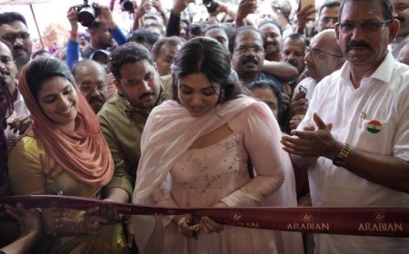 ഡയമണ്ട് ആഭരണങ്ങള്‍ക്കായി ആലംകോട് അറേബ്യന്‍ സിഗ്നേച്ചര്‍ ഷോറൂമിന്റെ പ്രവർത്തനമാരംഭിച്ചു.